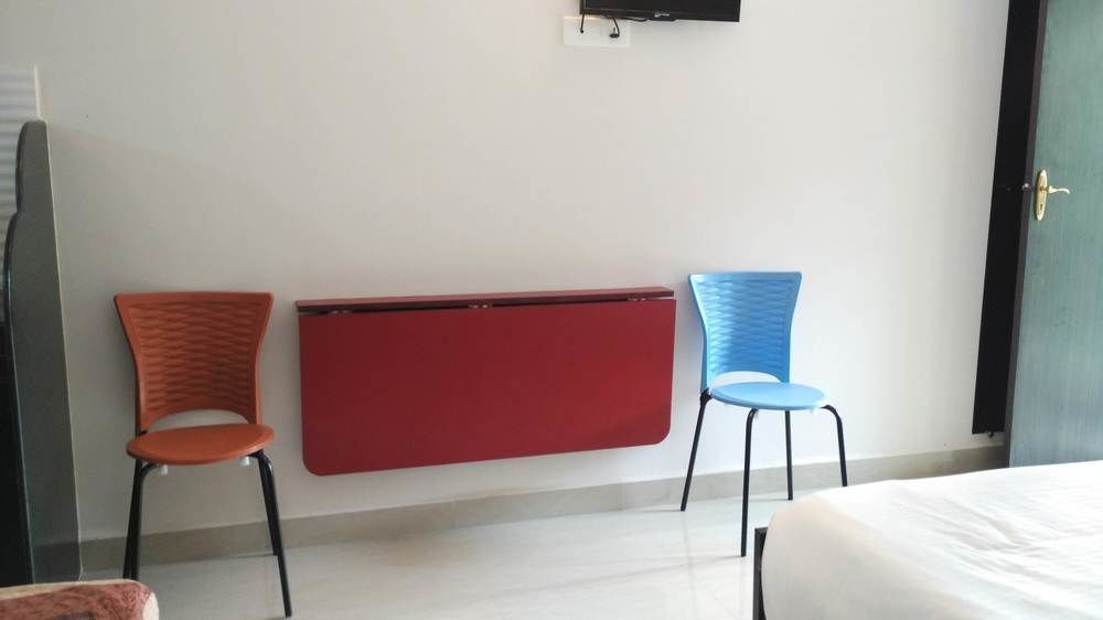 Lazy Frog Guest house 2*