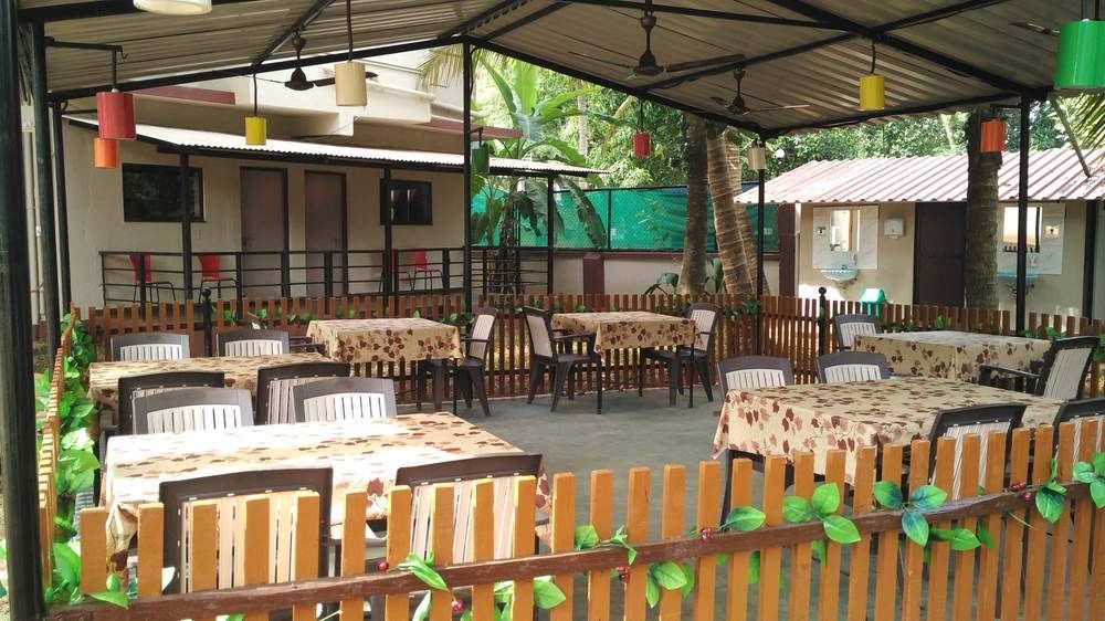 Lazy Frog Guest house 2*